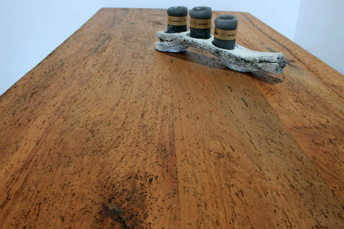 Altholz-Tischplatte Buche verwurmt