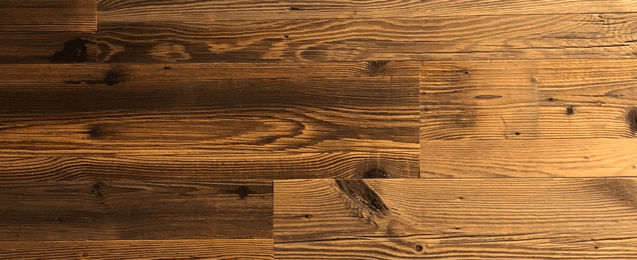 Wood on Walls - Altholz Fichte sonnenverbrannt