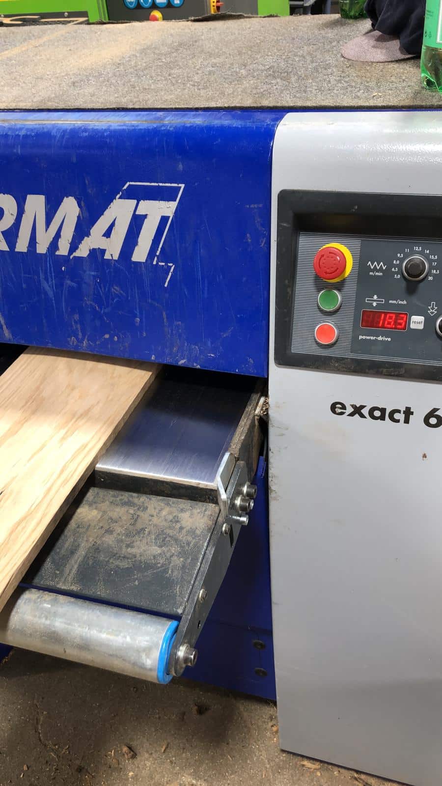 Leistungen Wir vertrauen auf modernste Technik und Maschinen